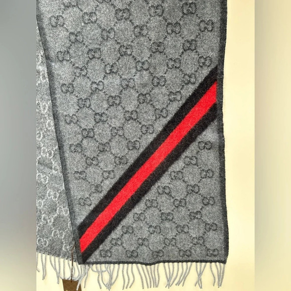 New With Tags Gucci Nikky Wool Alpaca Monogram Web Blue Scarf Shawl Fringe - Picture 2 of 11